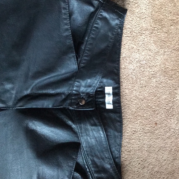 Leather ladies pants - Picture 3 of 4